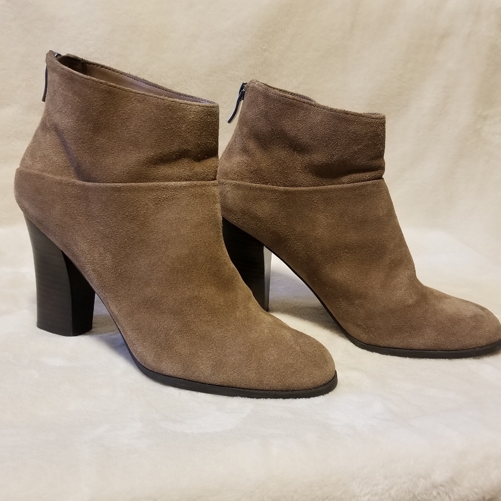 BCBGeneration Boots, sz 9.5